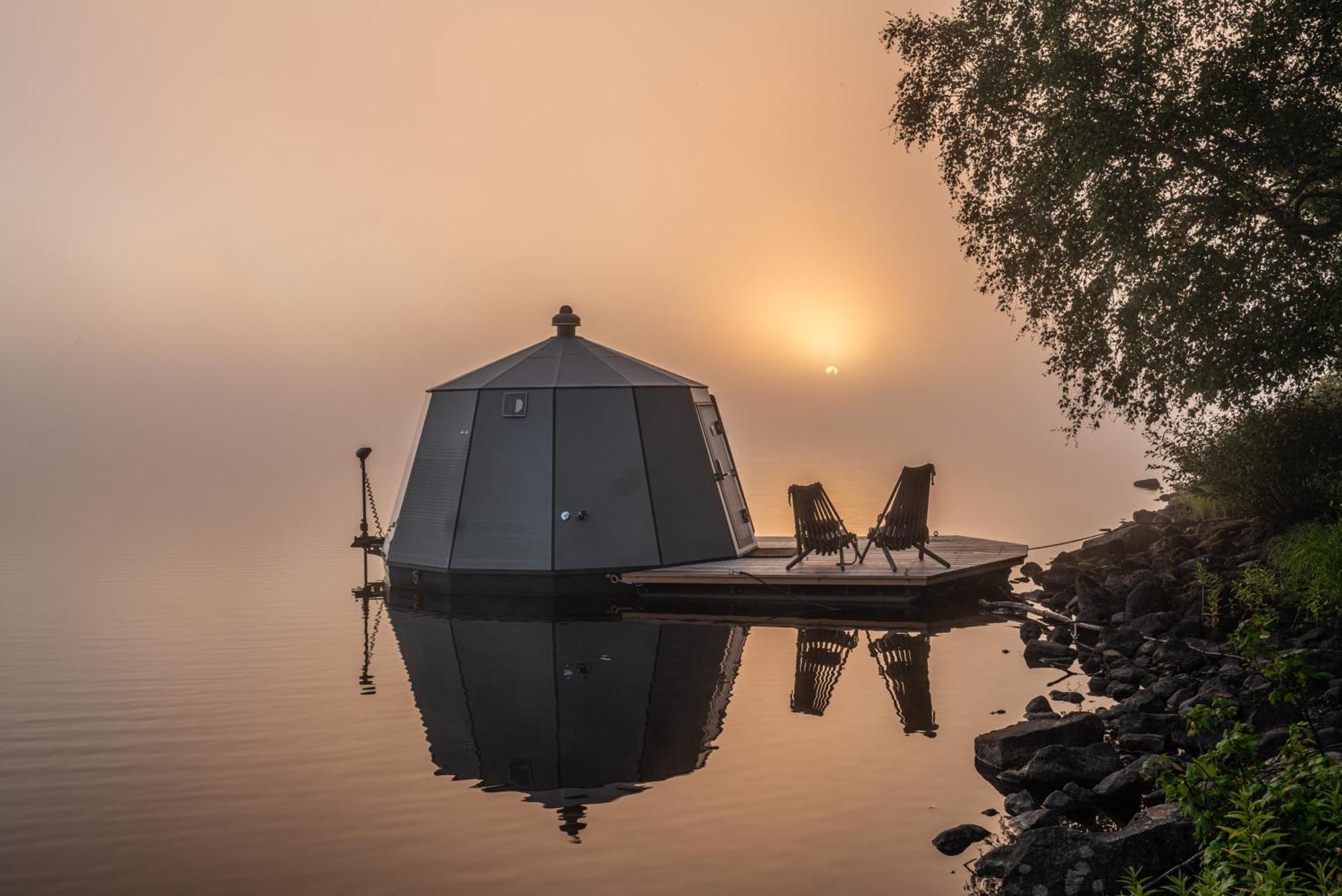 Arctic Guesthouse & Igloos Рануа Екстериор снимка