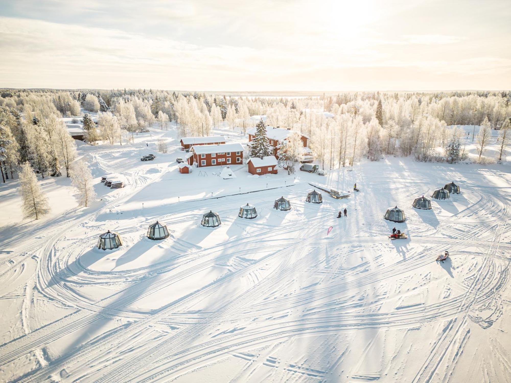 Arctic Guesthouse & Igloos Рануа Екстериор снимка